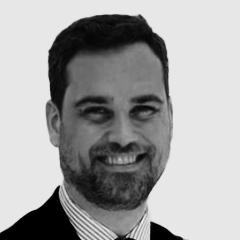 Pérez-Ayala, Luis Yusty