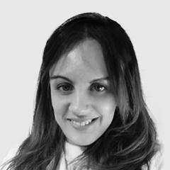 Yela Salguero, Clara