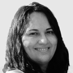 Gómez Poveda, Bárbara