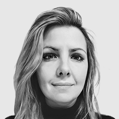 Dombriz Martialay, Talia