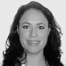 Milán Tomás, Ángela